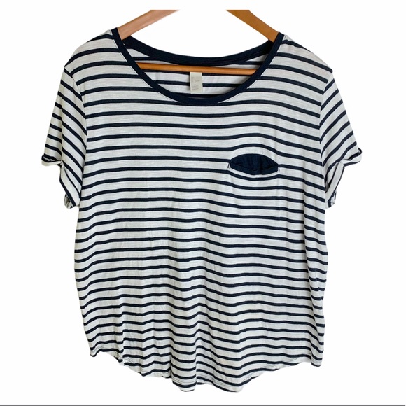 H&M Tops - H&M basic black and white striped